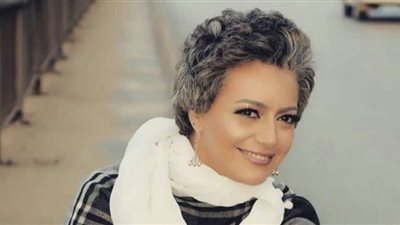 بإطلالة رائعة.. هبة عبد الغني تخطف الأنظار بتقديمها ختام مهرجان الأسكندرية