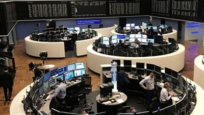 الأسهم الأوروبية تتراجع للجلسة الخامسة