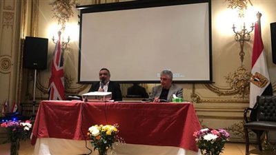 عبد الرحيم كمال فى أمسية فنية بالمكتب الثقافى المصرى ببريطانيا