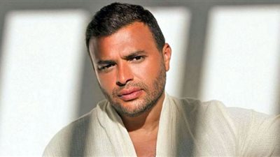 رامي صبري يشوّق جمهوره لأغنية صيفية جديدة