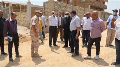 محافظ الجيزة يعاين نسب التنفيذ بمشروعات تطوير المنصورية وتوسعات الطريق الأبيض