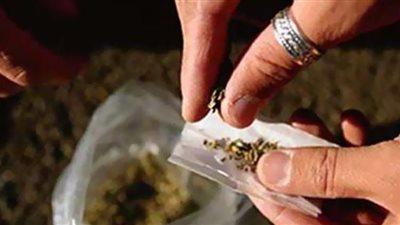 حبس متهم بقتل صديقه بسبب المخدرات فى المرج