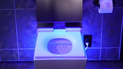 طرح مرحاض ذكي للبيع بخصائص مذهلة .. سعره 11 ألف دولار (فيديو)