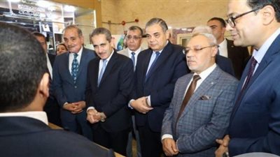 رئيس جامعة طنطا يشارك فى افتتاح معرض أعمال مبادرة المشروعات الخضراء الذكية