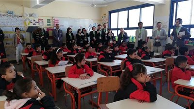 محافظ أسيوط يعلن دعمه للتوسع في إنشاء المدارس اليابانية ونشر أنشطة 