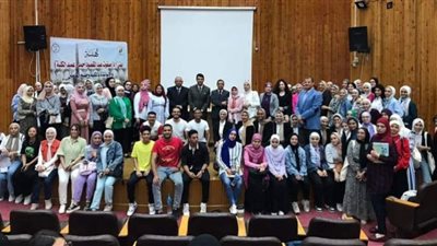 لقاء تعريفي للطلاب الجدد بكلية الألسن بجامعة القناة