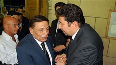 هل يمر عادل إمام بأزمة صحية؟ هاني رمزي يكشف الحقيقة (فيديو)