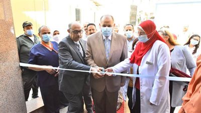 230 مدرسة جديدة والانتهاء من مستشفتين نموذجتين في اسيوط