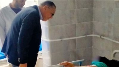 محافظ الشرقية يُفاجئ العاملين بمستشفى بلبيس المركزي