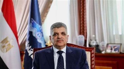 الفريق أسامة ربيع: صندوق قناة السويس لا يمس عائداتها (شاهد)