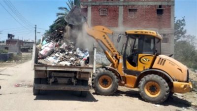 حملات مكثفة لحي ثان مدينة الإسماعيلية لرفع كفاءة الشوارع الرئيسة و الفرعية