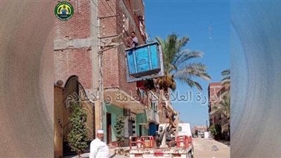 متابعة حملات النظافة و أعمال الإنارة بمركزي فايد و أبوصوير