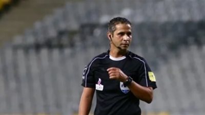 اتحاد الكرة يتراجع عن إيقاف محمود عاشور