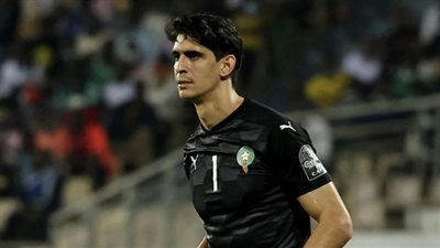 المغربي ياسين بونو علي رادار إنترميلان