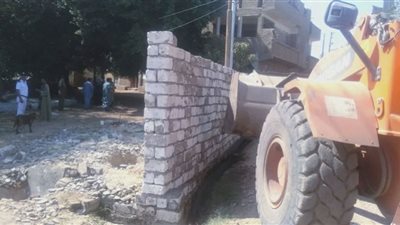 إزالة 36 حالة تعدي على أملاك دولة وزراعة بمركزي ساحل سليم وأسيوط