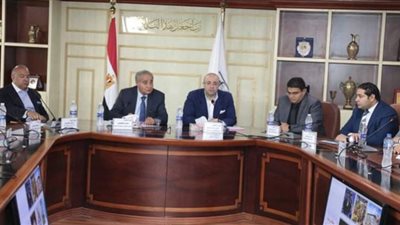 وزير التموين يلتقي أعضاء مجلسي النواب والشيوخ ببني سويف