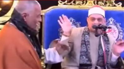 محمد السلكاوي يسقط في المحظور أثناء تلاوة القرآن ويعتذر لله