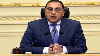 مدبولي يتفقد مشروعات التطوير بمطار شرم الشيخ الدولي