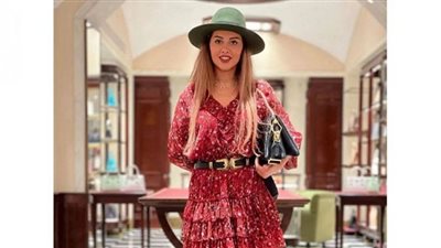 ياسمين رئيس تشعل إنستجرام بهوت شورت وأحمر صاخب| صور