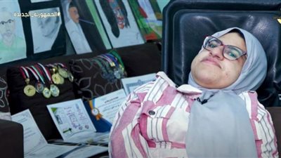 بطلة من ذوي الهمم تحصل على 80% في الثانوية| شاهد