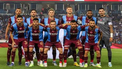 تريزجيه يقود تشكيل طرابزون أمام فنربخشة في قمة الدوري التركي