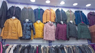 فى ظل لهيب الأسعار.. وكالة البلح «قِبلة» البرندات العالمية