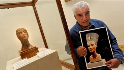 زاهي حواس عن حفل ستيفانو ريتشي بالأقصر.. ملابس نفرتيتي موضة العصر