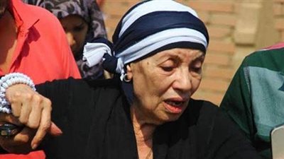 إلهام شاهين تشكر قرينة الرئيس على نعى رجاء حسين