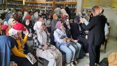ورش فنية وعروض مسرحية بفرع ثقافة الفيوم