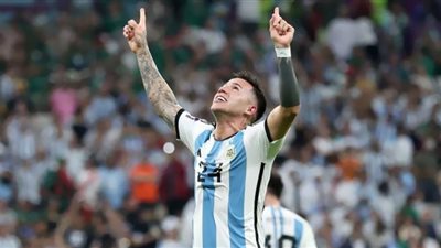 مانشستر يونايتد يتفوق على ليفربول في صراع التعاقد مع إنزو فيرنانديز