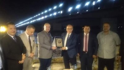 نادي قضاة بني سويف يكرم محافظ بني سويف لجهوده التنموية