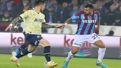 تريزيجيه يسجل هدفًا في فوز طرابزون على فنربخشة بالدوري التركي (فيديو)