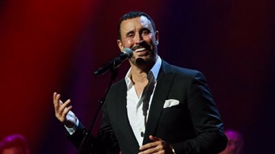 كاظم الساهر في الأوبرا.. حضورعربي لافت وأغاني بطلب الجمهور