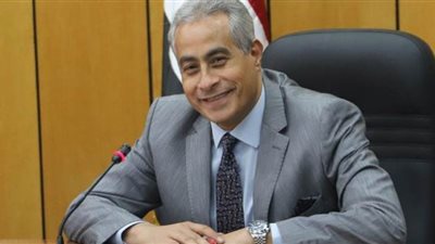 قرار إماراتي في مصلحة العمالة المصرية وعودة مستحقات مصريين بإيطاليا