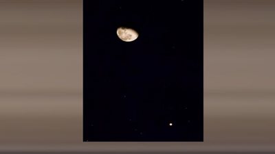 القمر يلتقي إله الحرب الليلة في سماء مصر