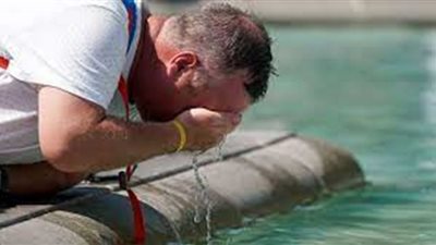 الموجة الحارة تجتاح أوروبا.. والمفوضية الأوروبية تحذر