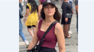 ليلى زاهر تفاجيء متابعيها بلوك جديد| شعر قصير وملابس ممزقة