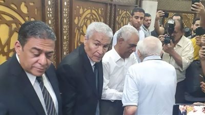 نجوم الفن في عزاء رجاء حسين.. أبرزهم سمحية أيوب (صور)