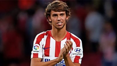 مانشستر يونايتد واَرسنال يتنافسان على ضم نجم أتلتيكو مدريد