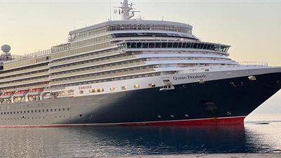 السفينة Queen Elizabeth تصل سفاجا على متنها 1626 سائحا من جنسيات مختلفة