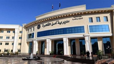 القبض على متسول لشروعه في سرقة سيارات من جراج بالقاهرة