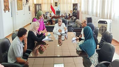 رئيس مدينة راس غارب يناقش 21 طلبا فى لقاء المواطنين