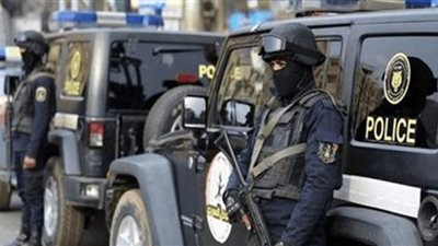 مصادرة 118 قطعة سلاح معدني