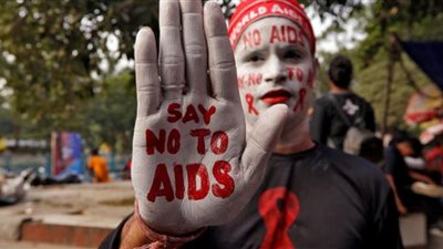 شفاء رابع شخص فى العالم من الإيدز بعد علاج 34 عامًا