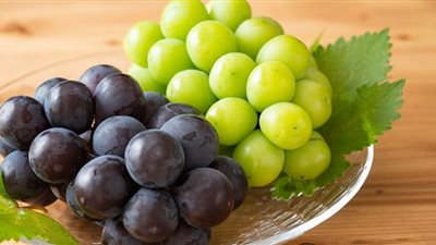 الكبد الدهني.. تناول العنب وقاية من مخاطر المرض