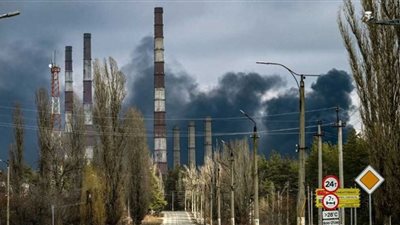 اتهامات روسية أوكرانية بشن ضربات على محطة زابوريجيا