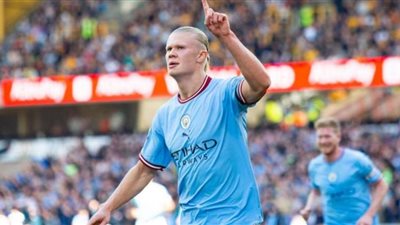 هالاند أساسيًا مع مانشستر سيتي أمام ليفربول