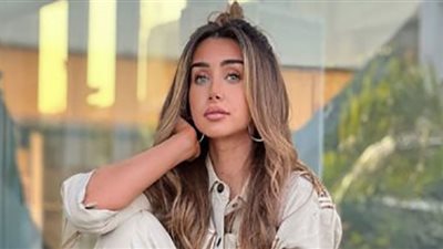 سلوى عثمان تتغزل في هنا الزاهد والأخيرة ترد (صورة)
