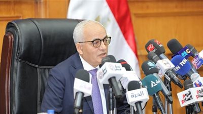 بناء مدارس صغيرة بمعايير خاصة لجذب صغار المستثمرين