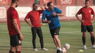 كواليس مشادة سواريش وسامي قمصان في مباراة المصري